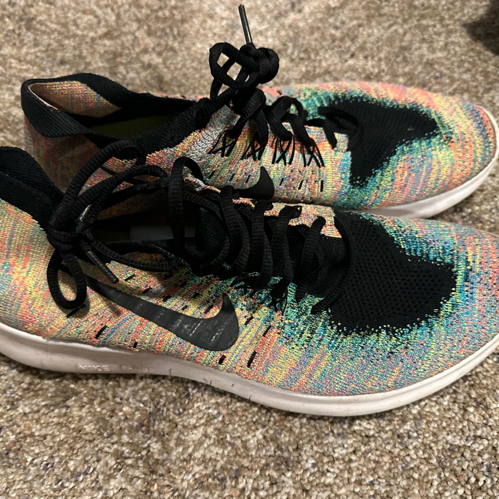 Nike women’s 10.5